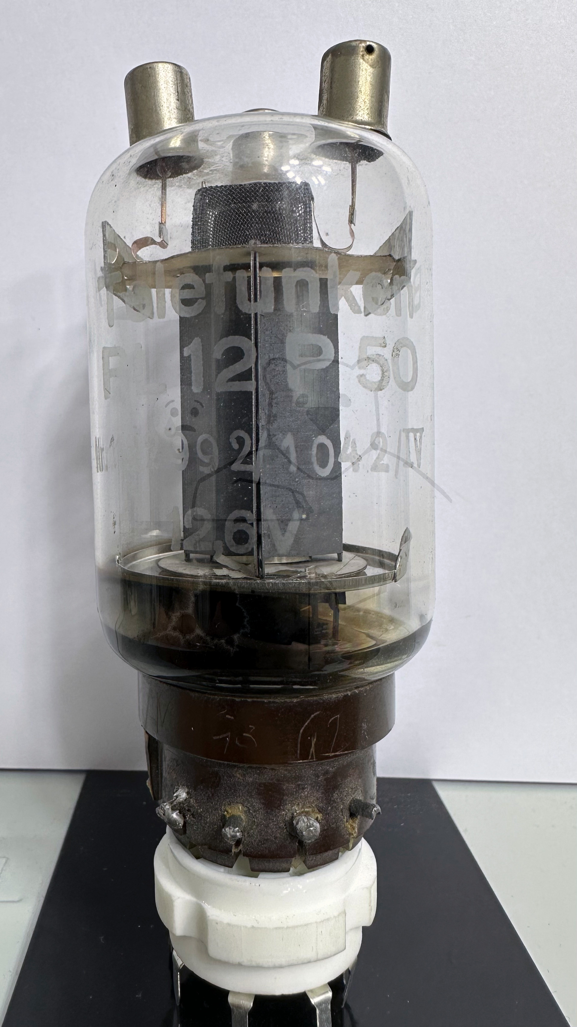Röhre RL12P50 #0058 Bild 1