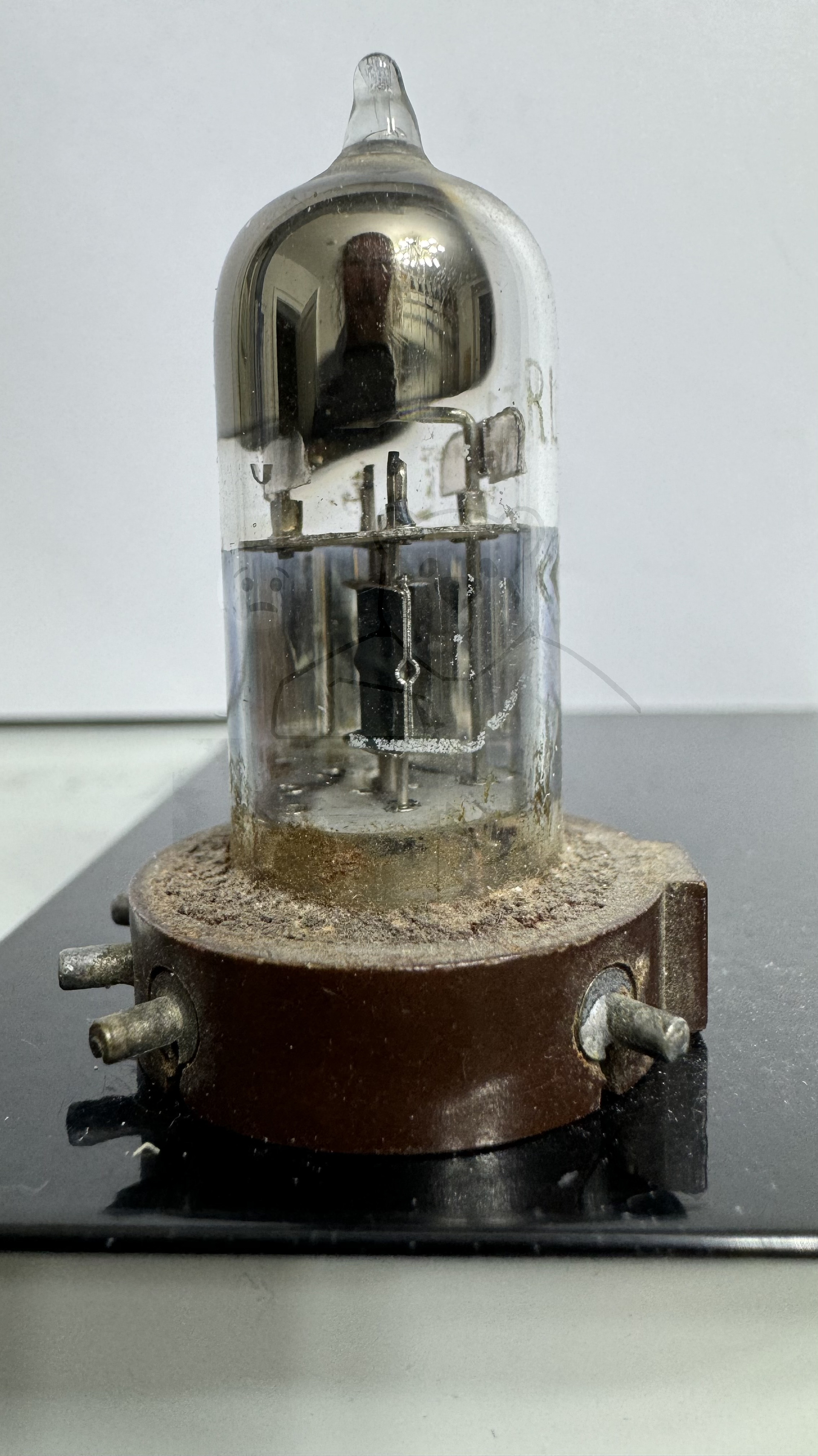 Röhre RL12T1 #8168 Bild 1