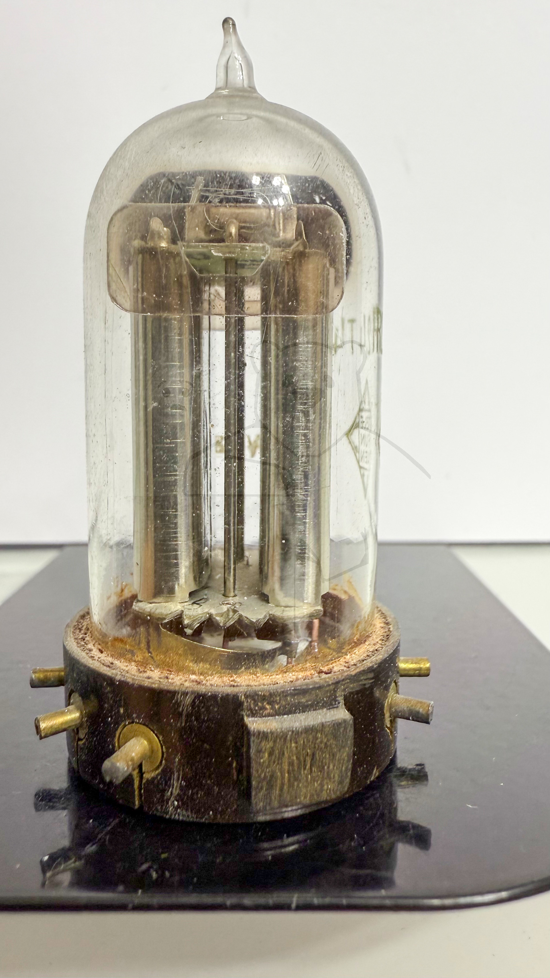 Röhre RL2,4T4 #8186 Bild 1