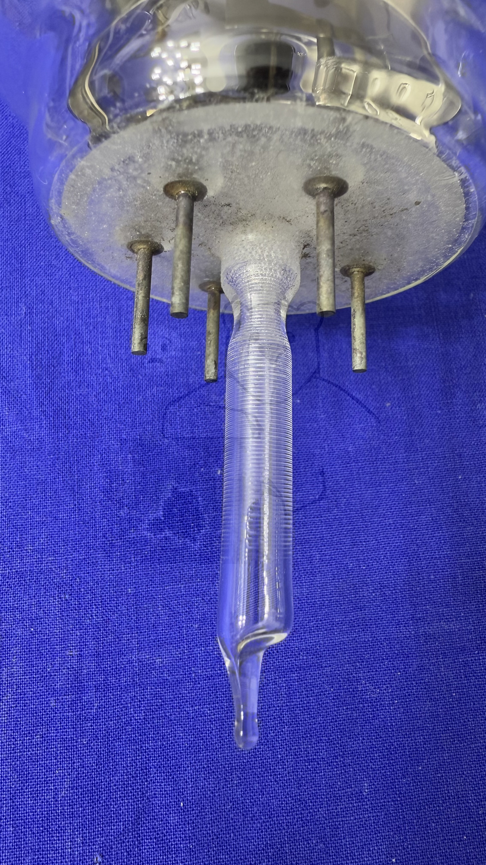 Röhre RS1002 #6876 Bild 7 (Wurde aus dem Produktionsprozess entnommen)