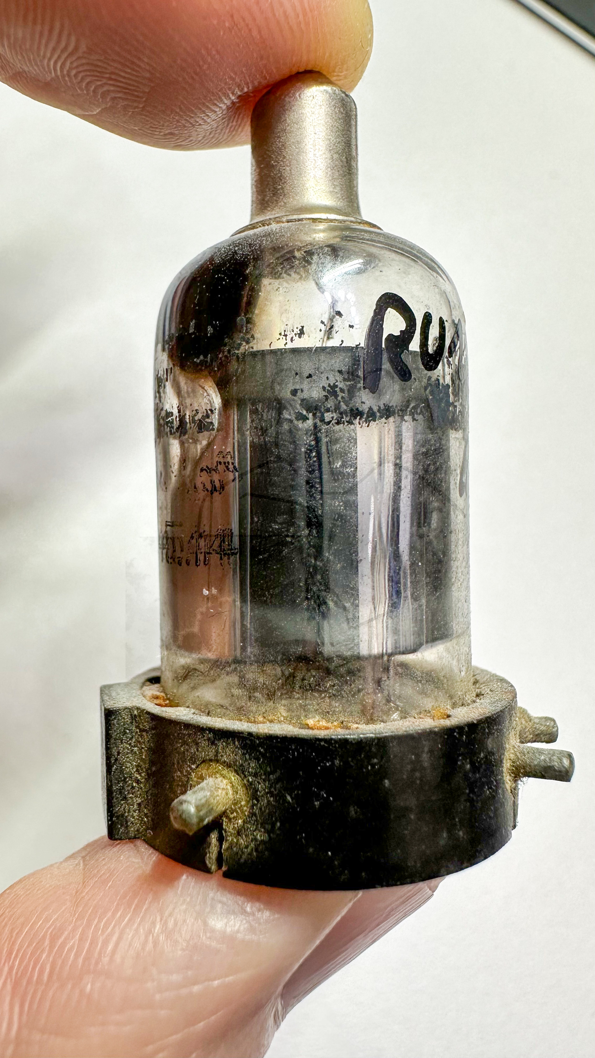 Röhre RV12P2000 #0076 Bild 1