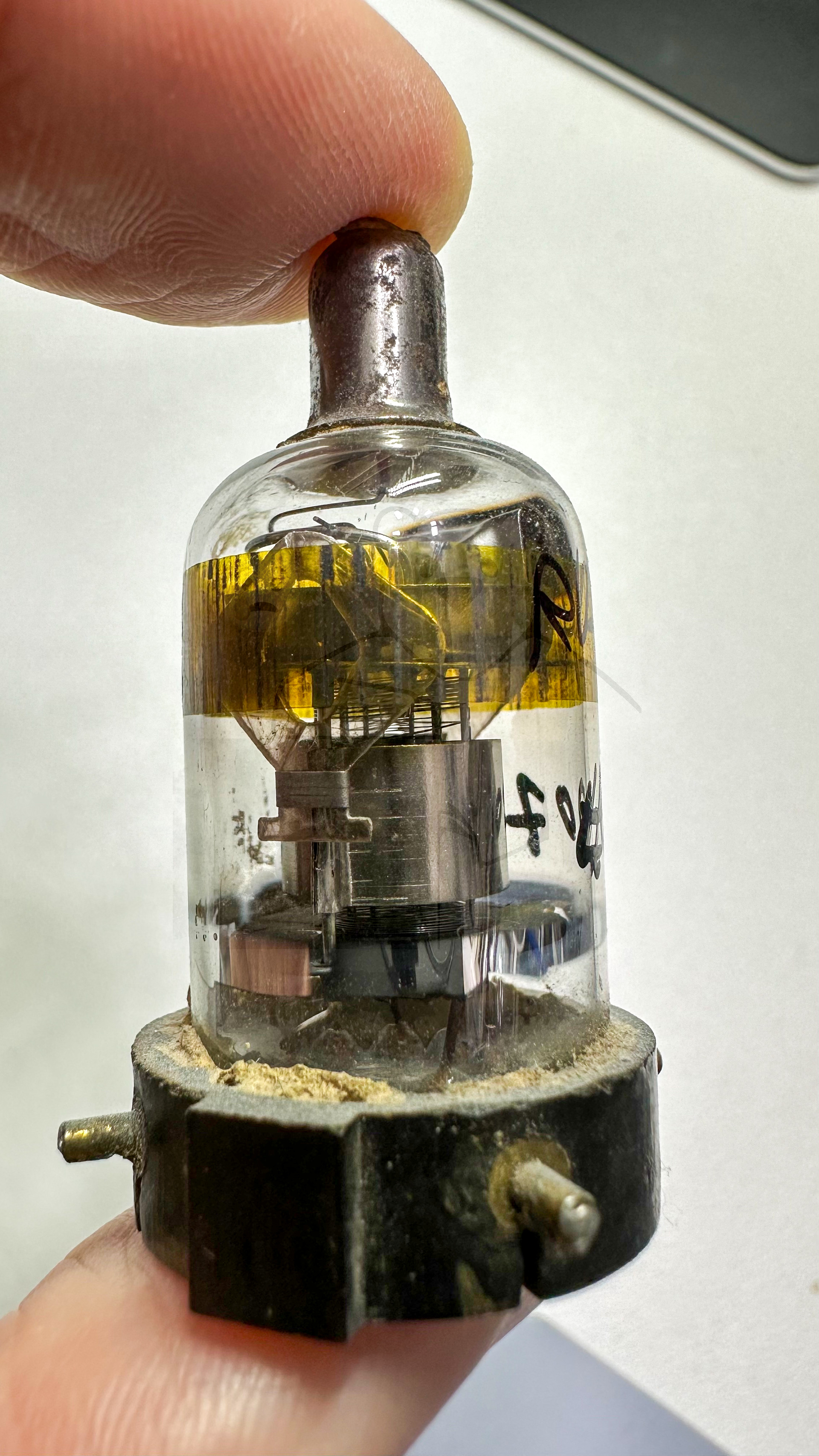 Röhre RV2,4P700 #0072 Bild 2