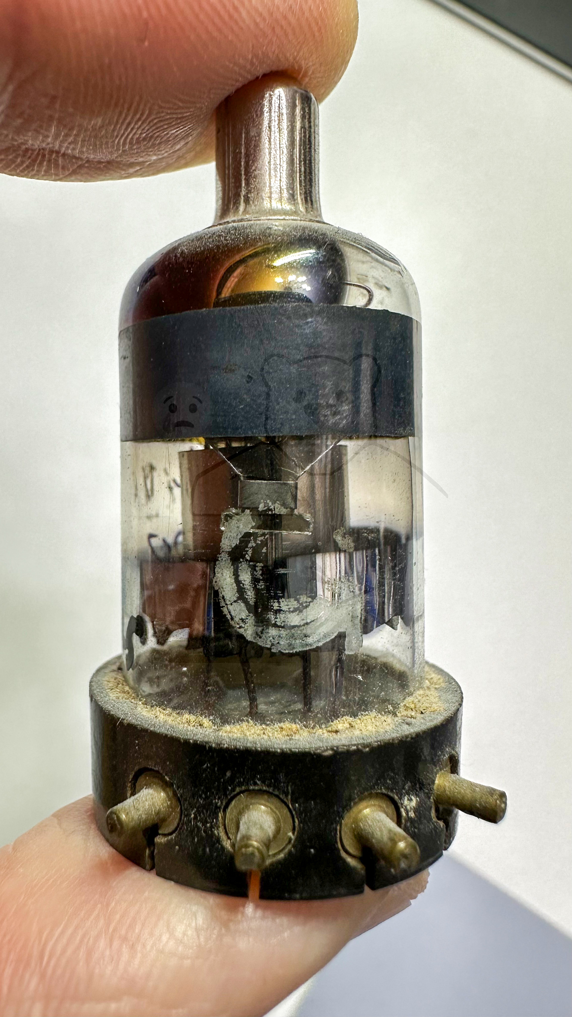 Röhre RV2,4P700 #0075 Bild 2