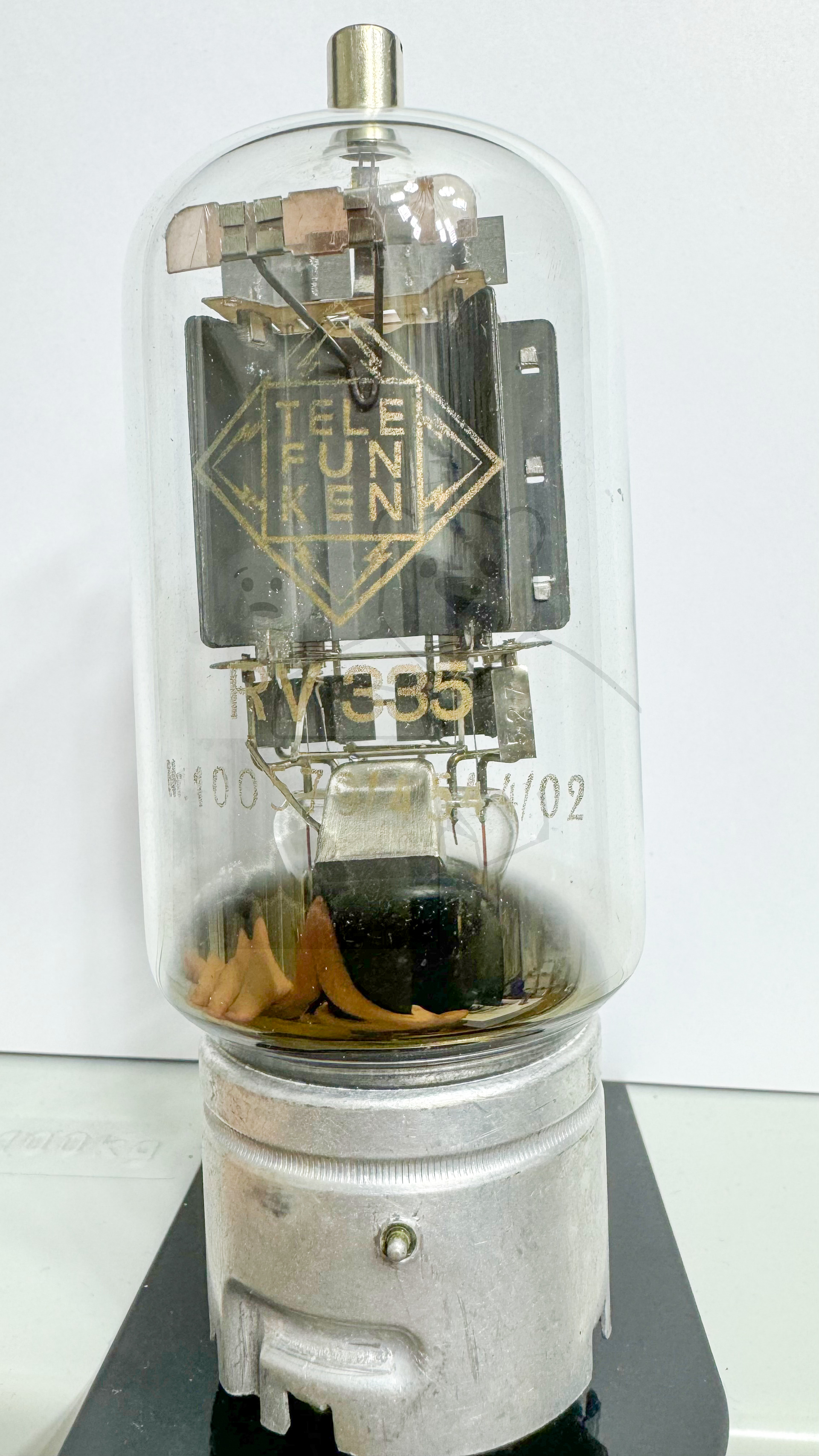 Röhre RV335 #8508 Bild 1