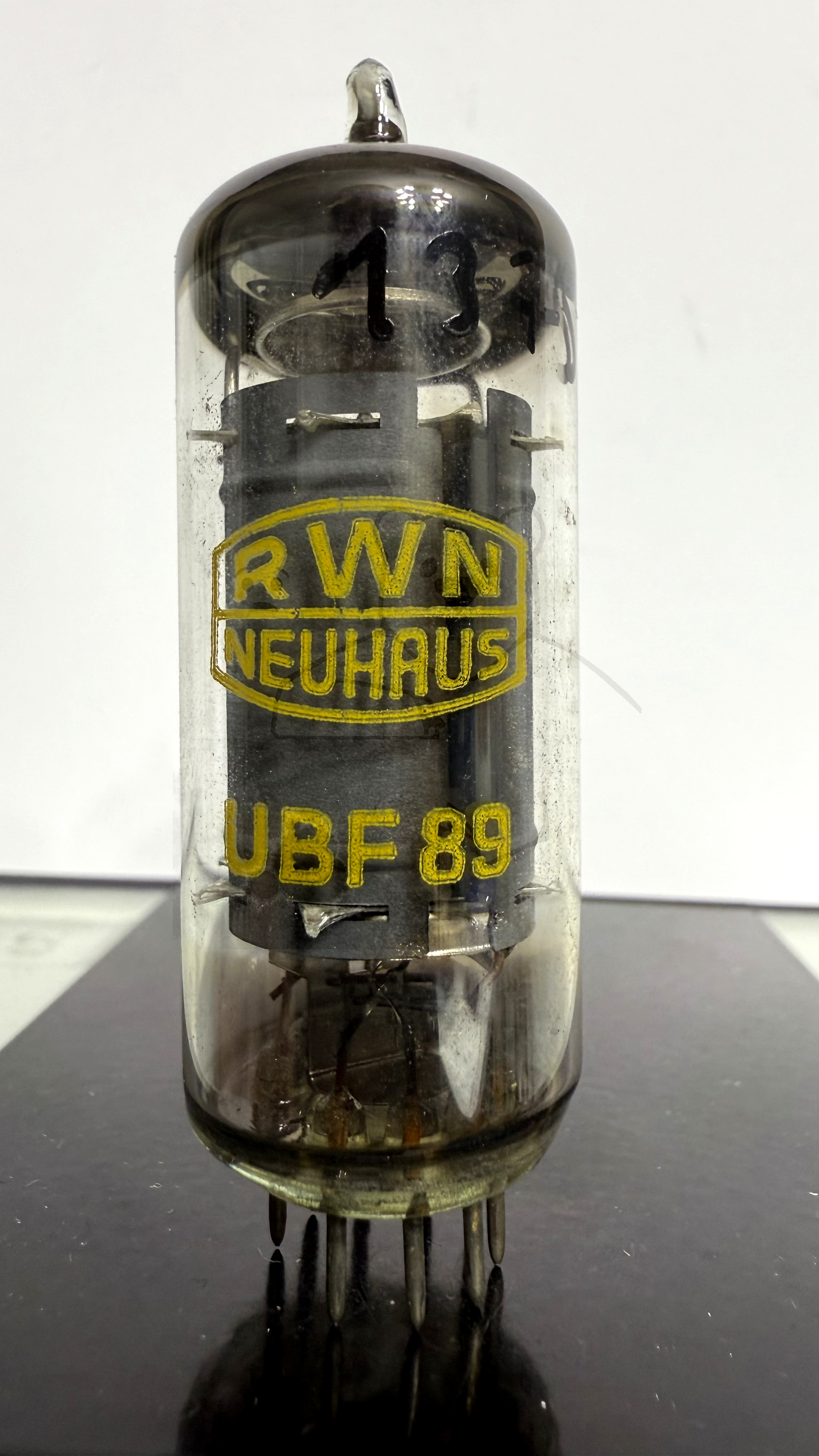 Röhre UBF89 #1375 Bild 1