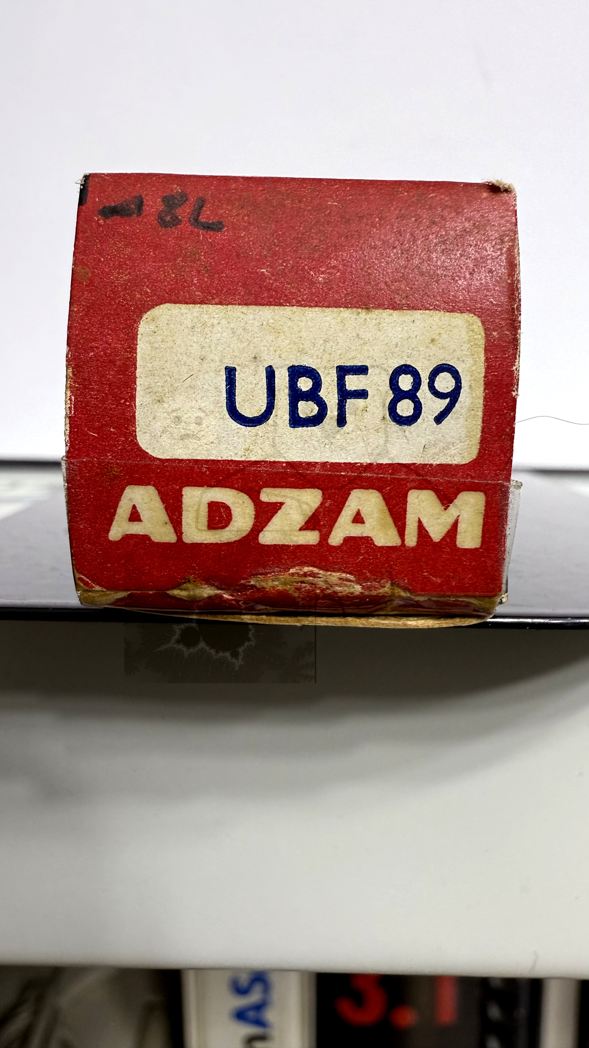 Röhre UBF89 #4084 Verpackung Bild 3