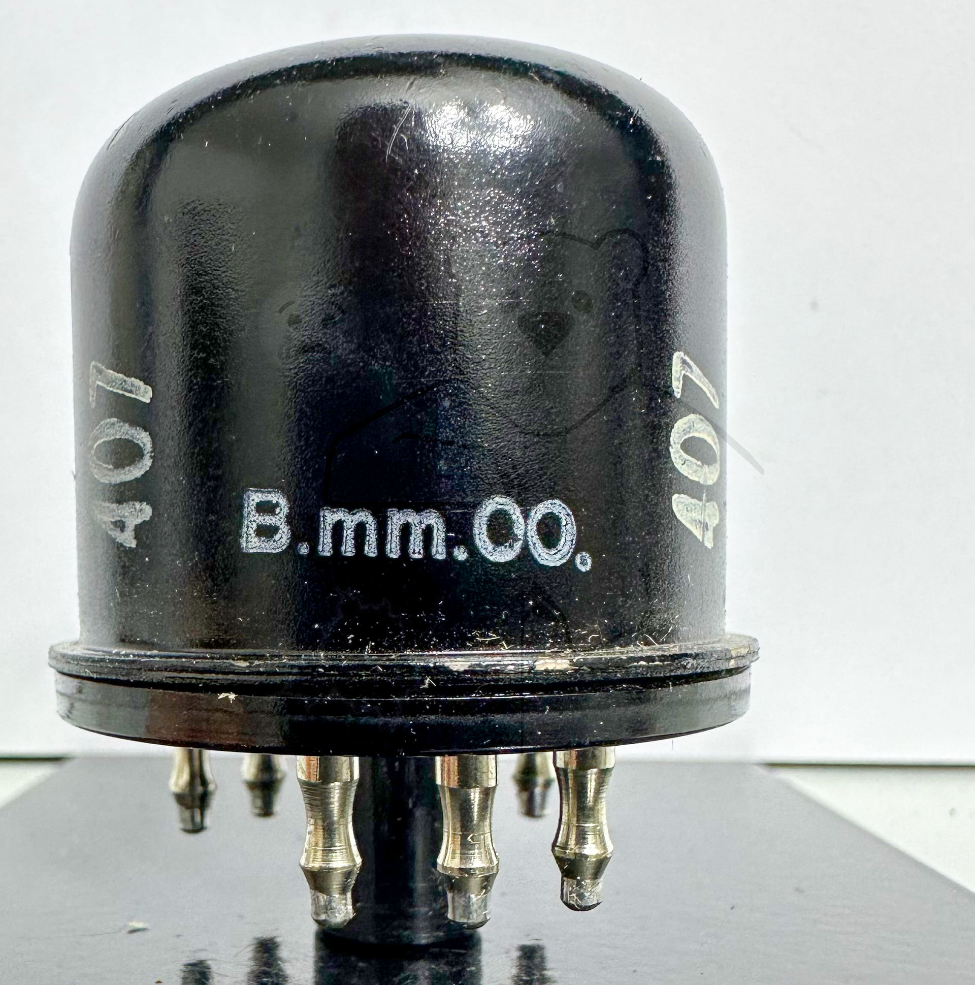 Röhre UF15 #7692 Bild 1