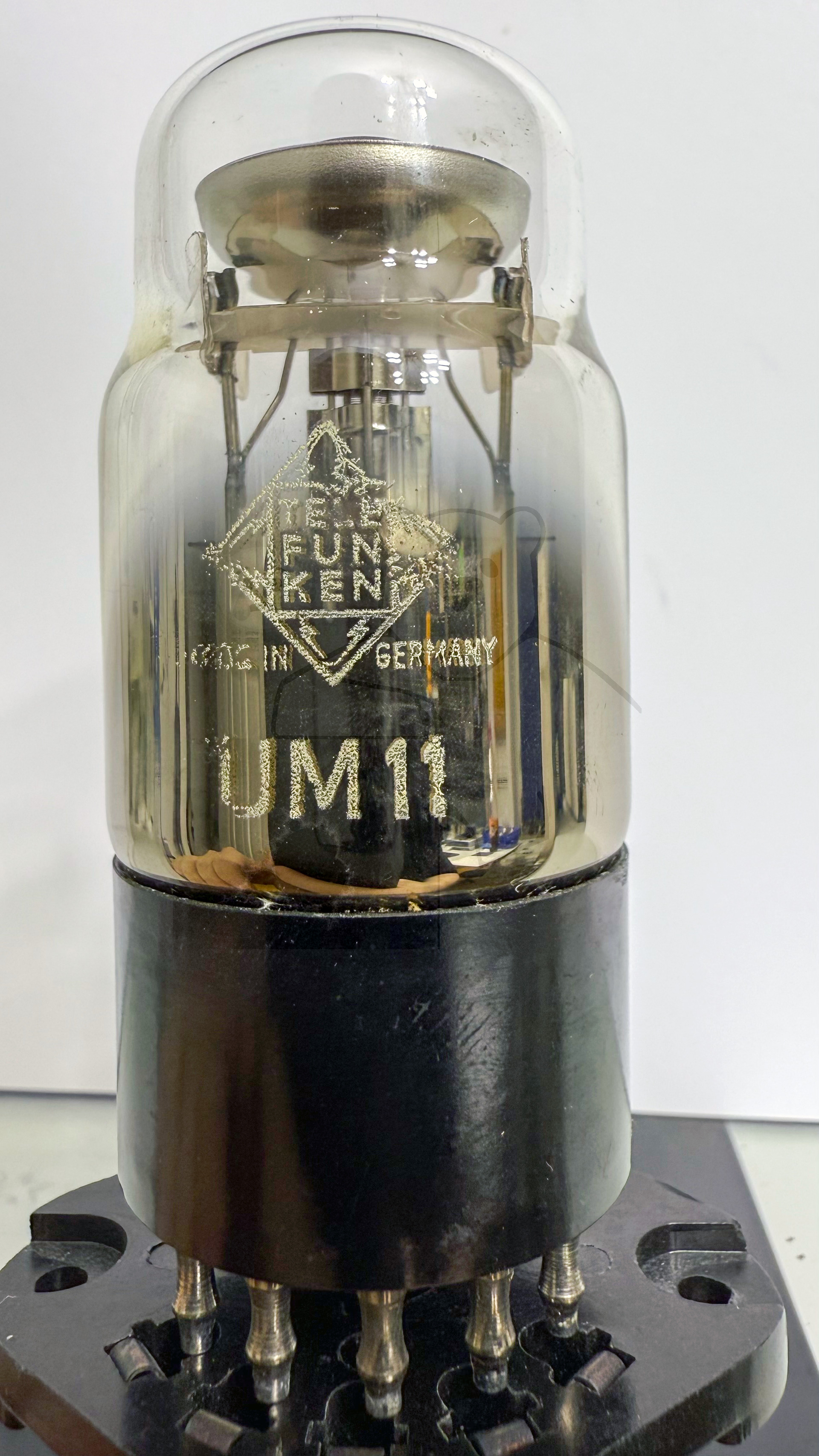 Röhre UM11 #5894 Bild 1