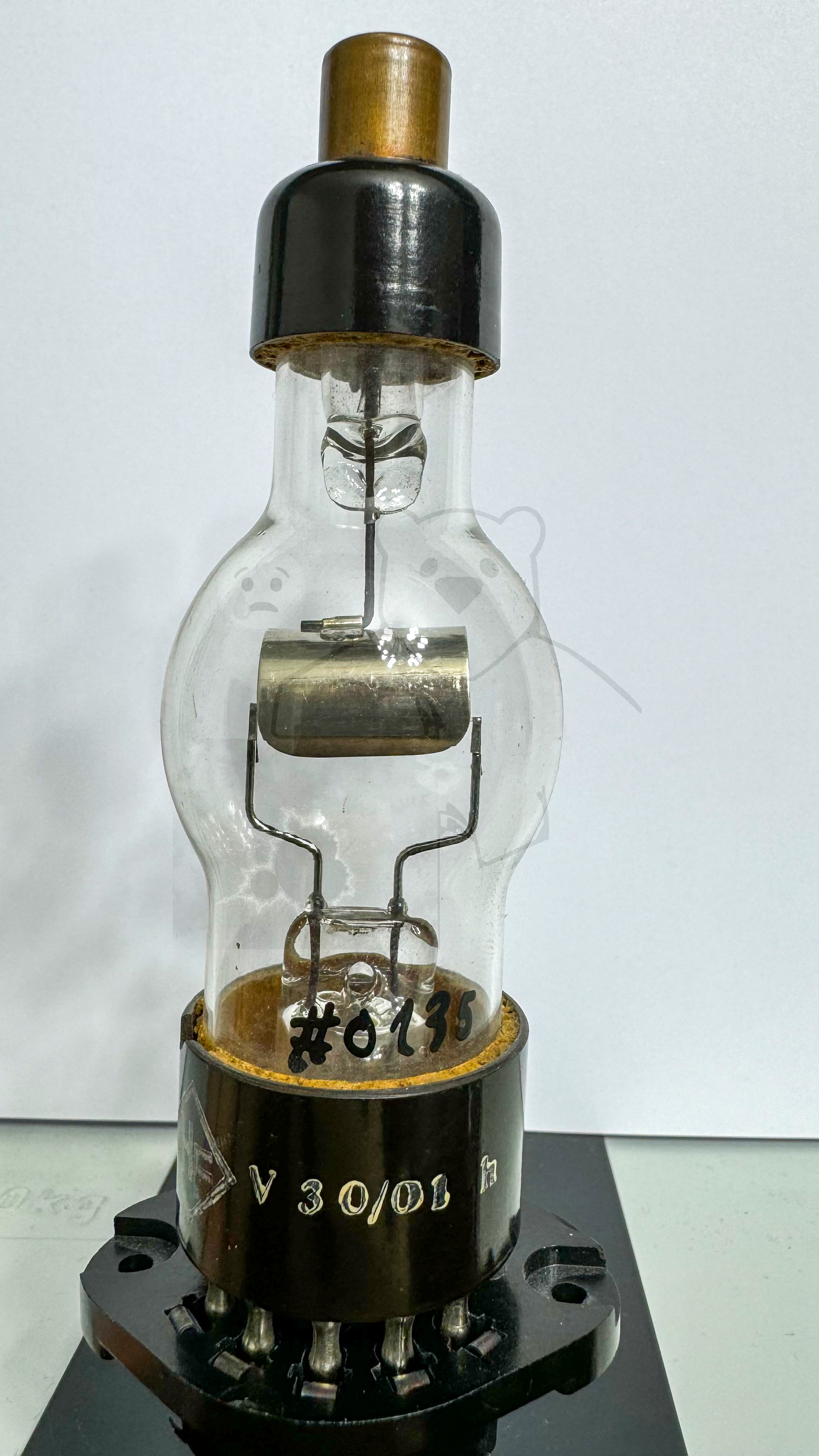 Röhre V30-01h #0135 Bild 1
