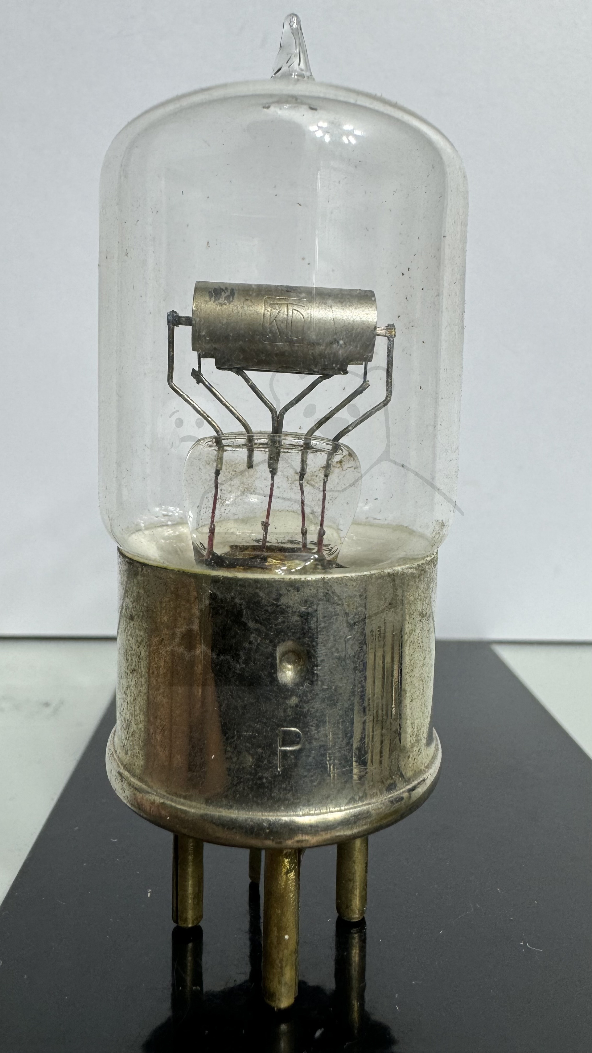 Röhre VT105A (TeKaDe) #8146 Bild 1