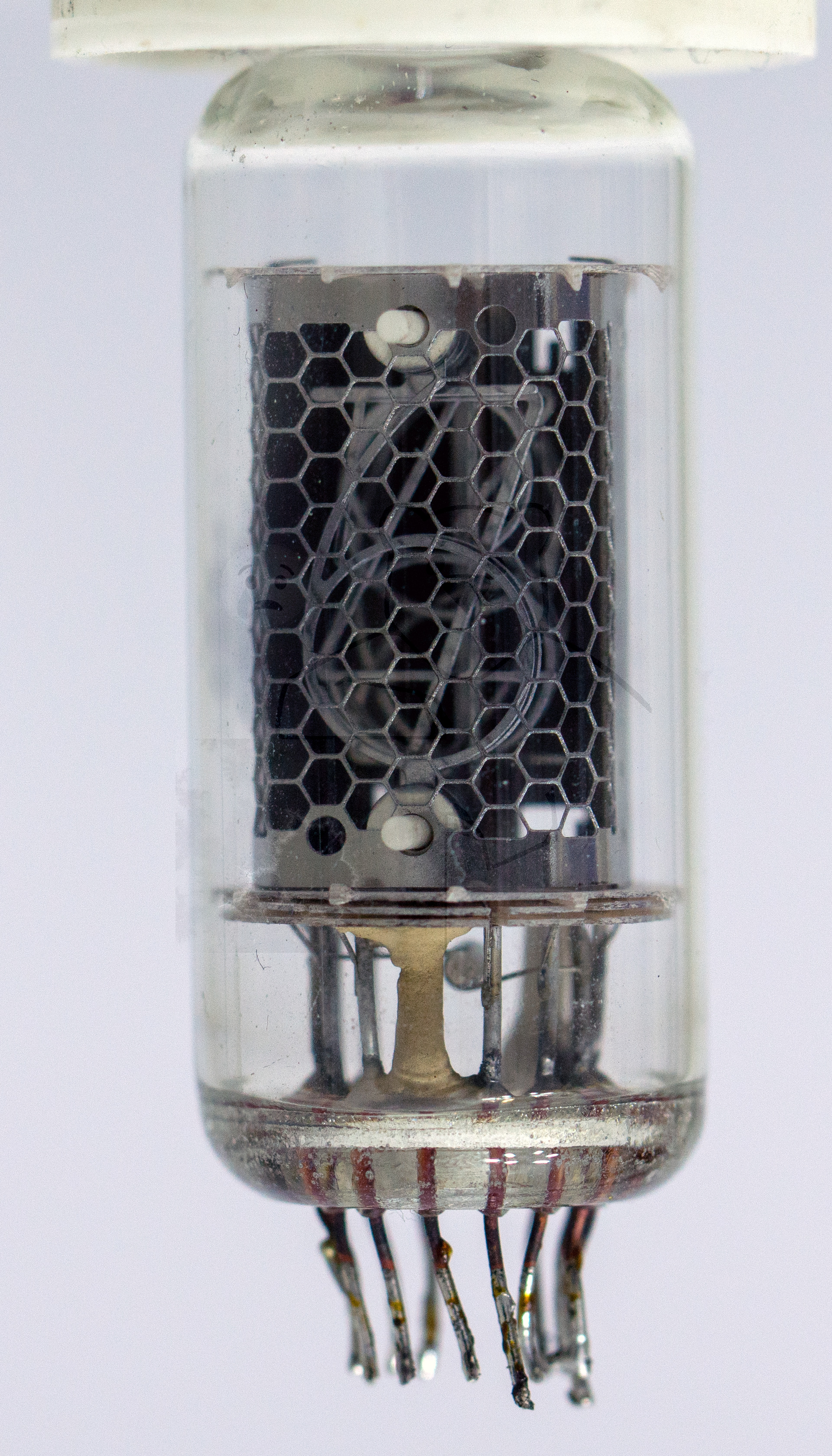 Röhre Z570M (Farbfilter entfernt) #5279 Bild 1