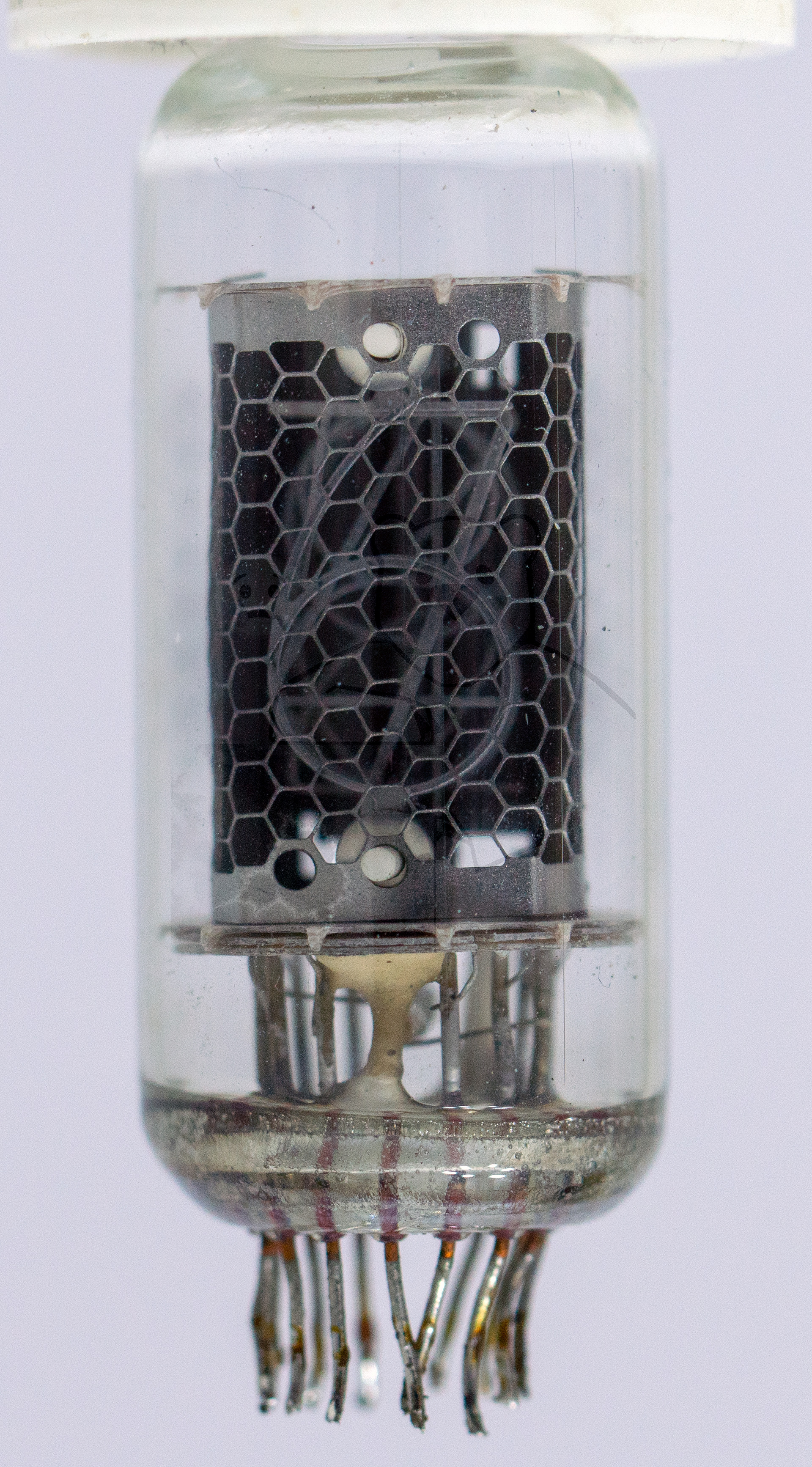 Röhre Z570M (Farbfilter entfernt) #5282 Bild 1