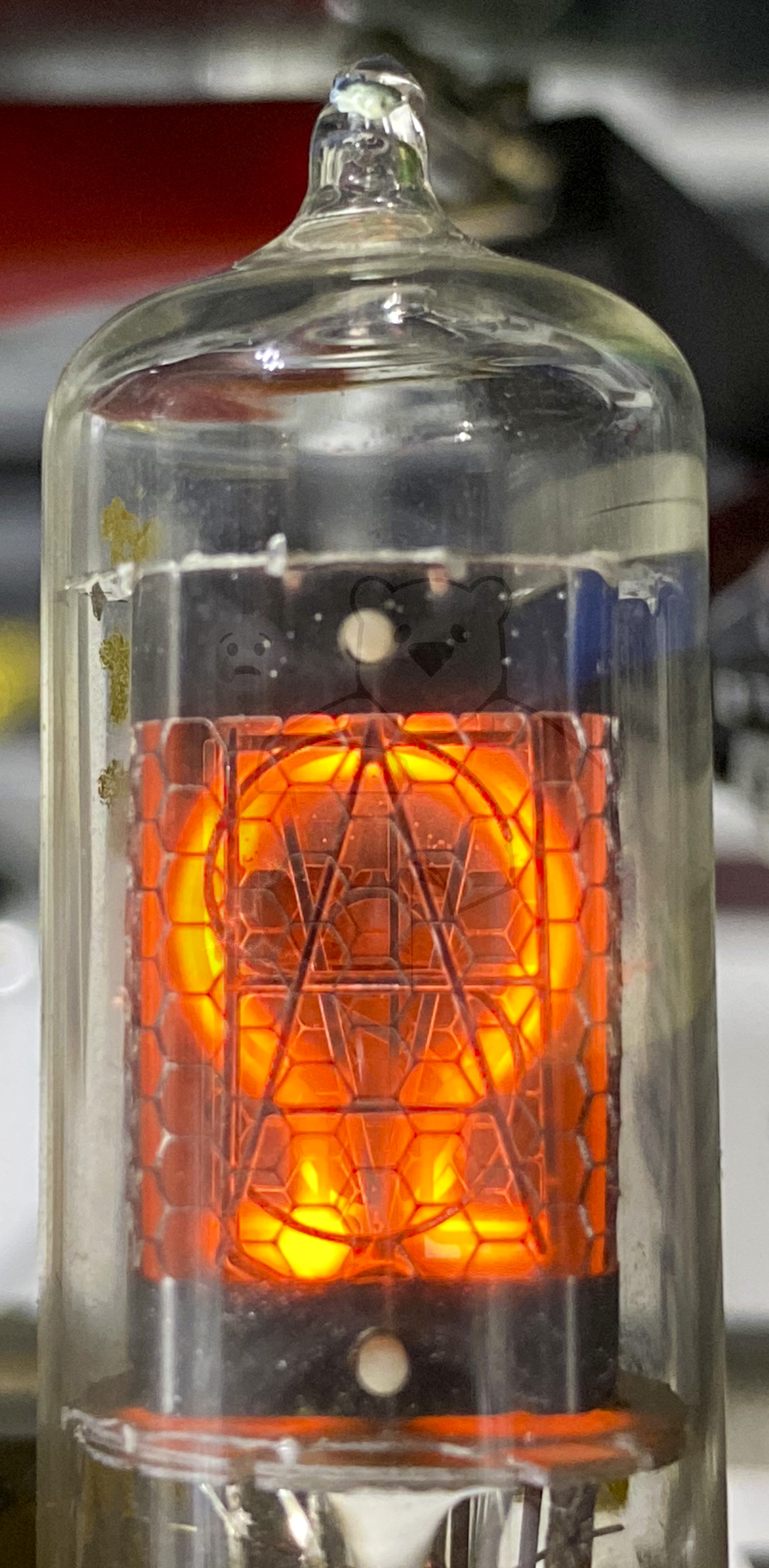 Röhre Z5810M Symbol Ω