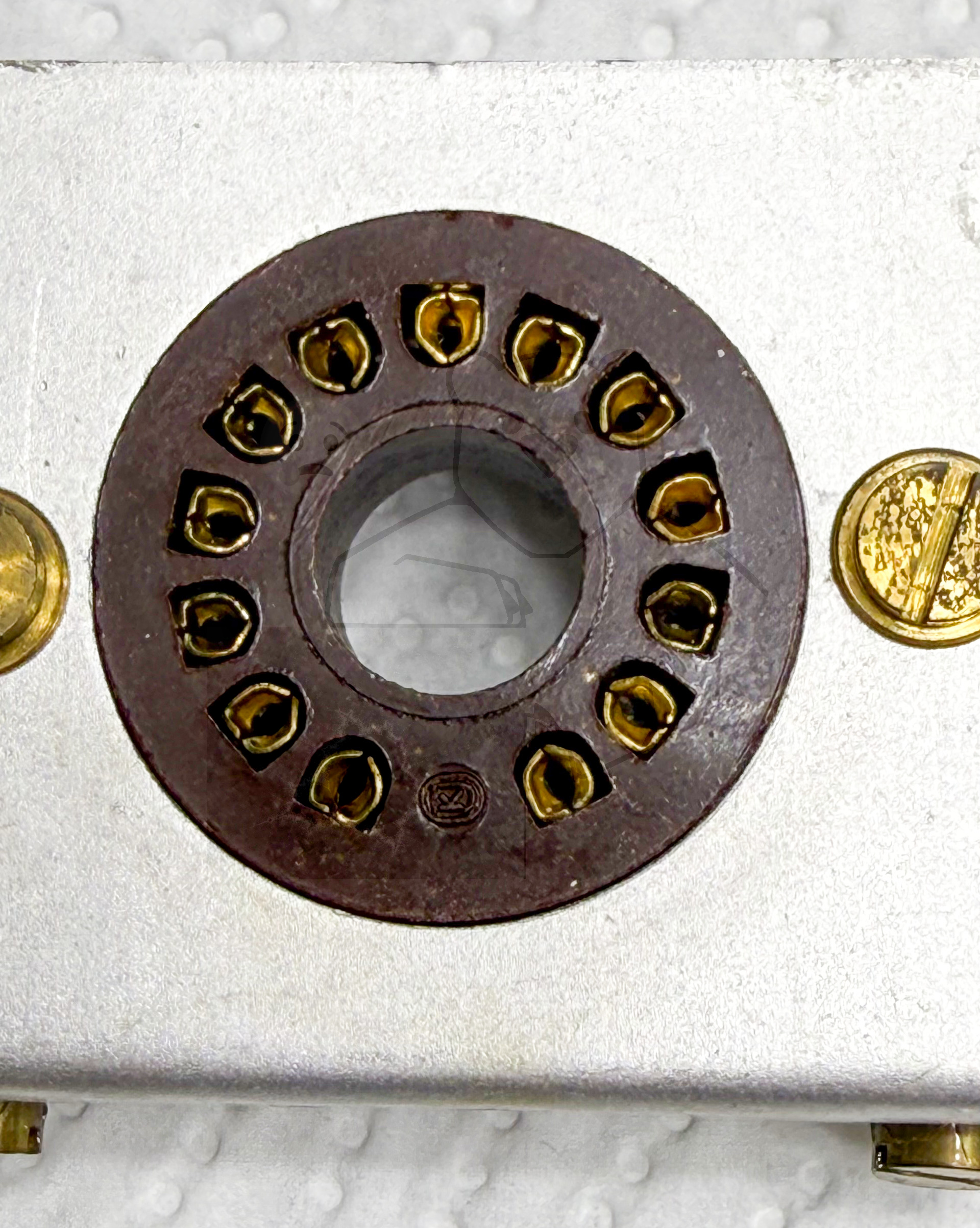 Röhre ZM1060 #8142 Fassung Bild 2