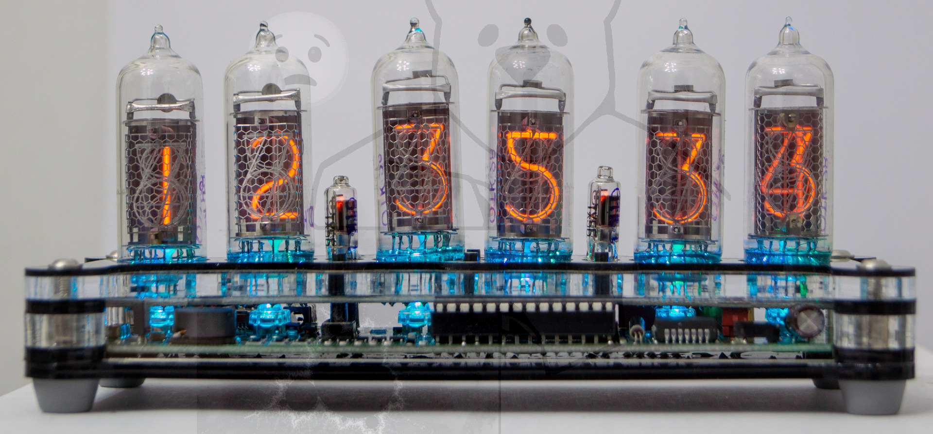 Röhre ИН-14 IN-14 In Betrieb Bild 1