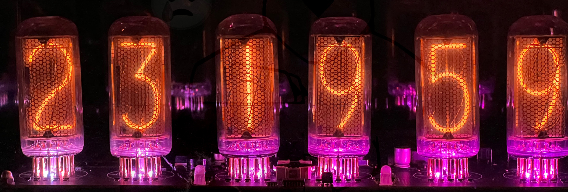 Röhre ИН-18 IN-18 Bild 01 In Betrieb