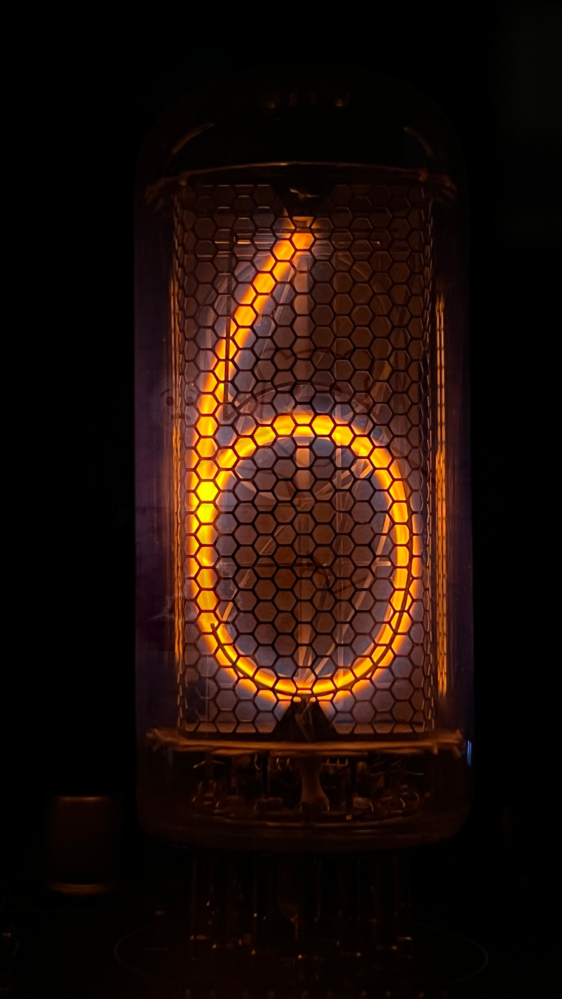 Röhre ИН-18 IN-18 Ziffer 6