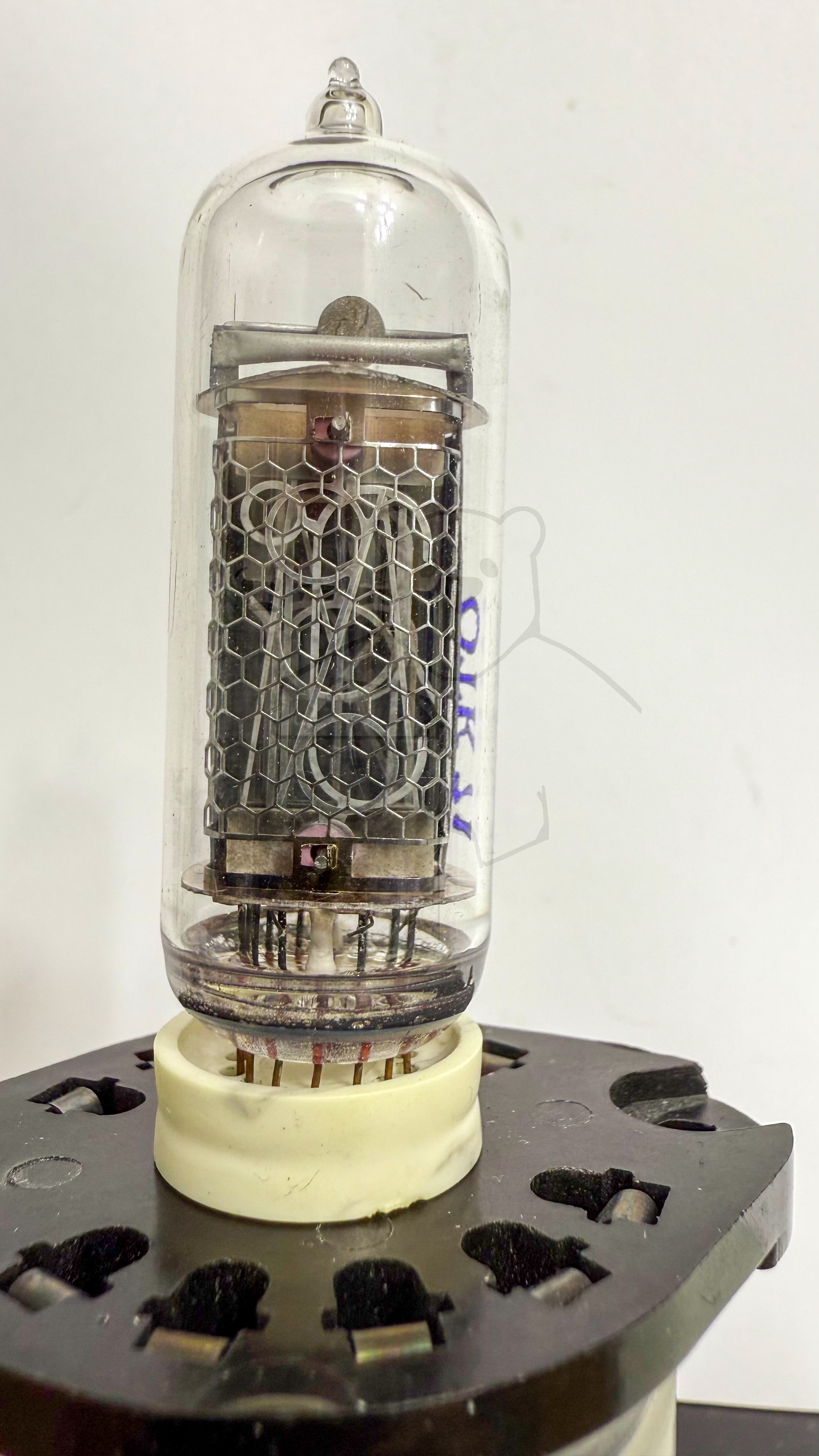 Röhre ИН-19А #8325 Bild 1