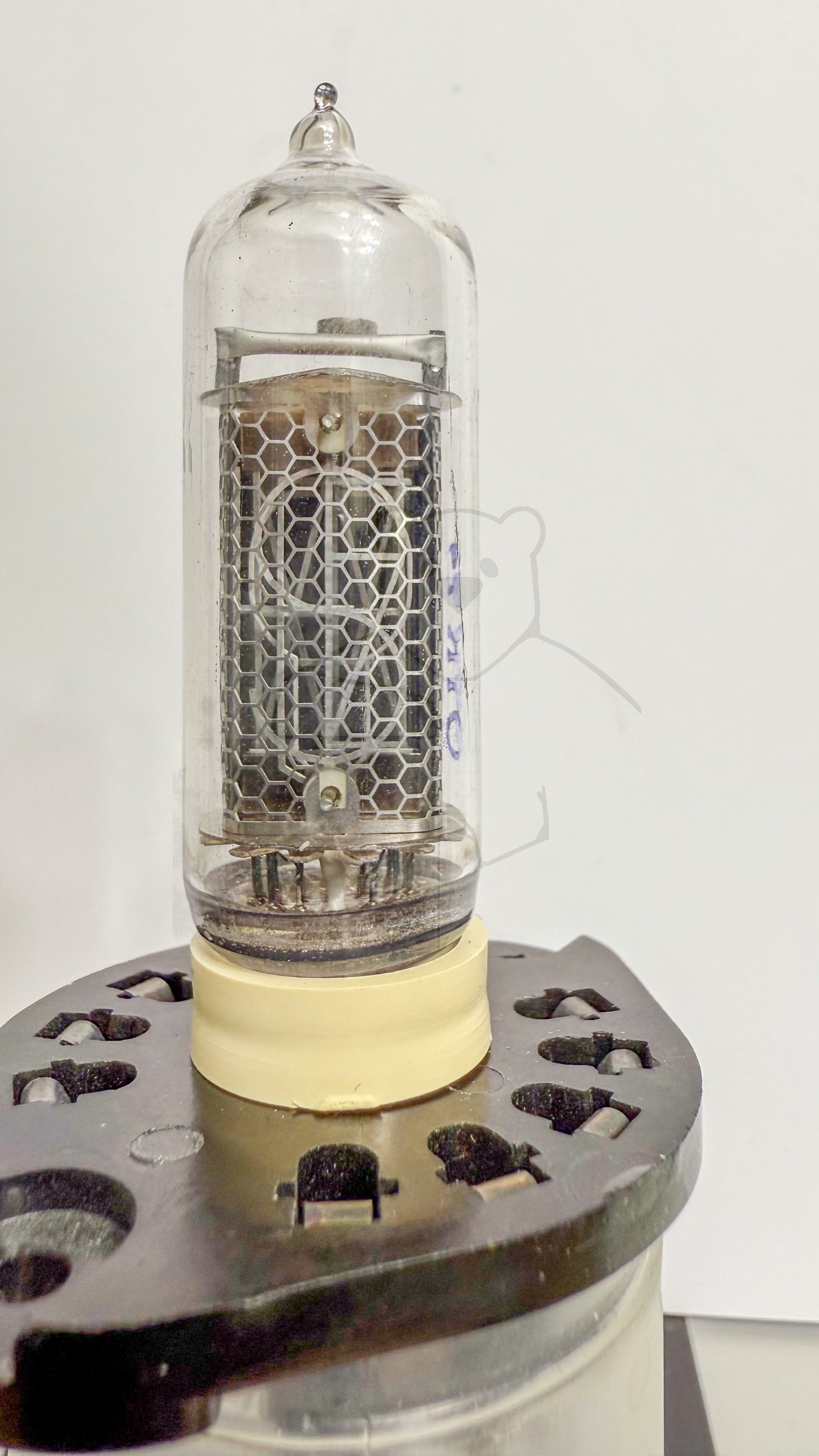 Röhre ИН-19Б #8320 Bild 1