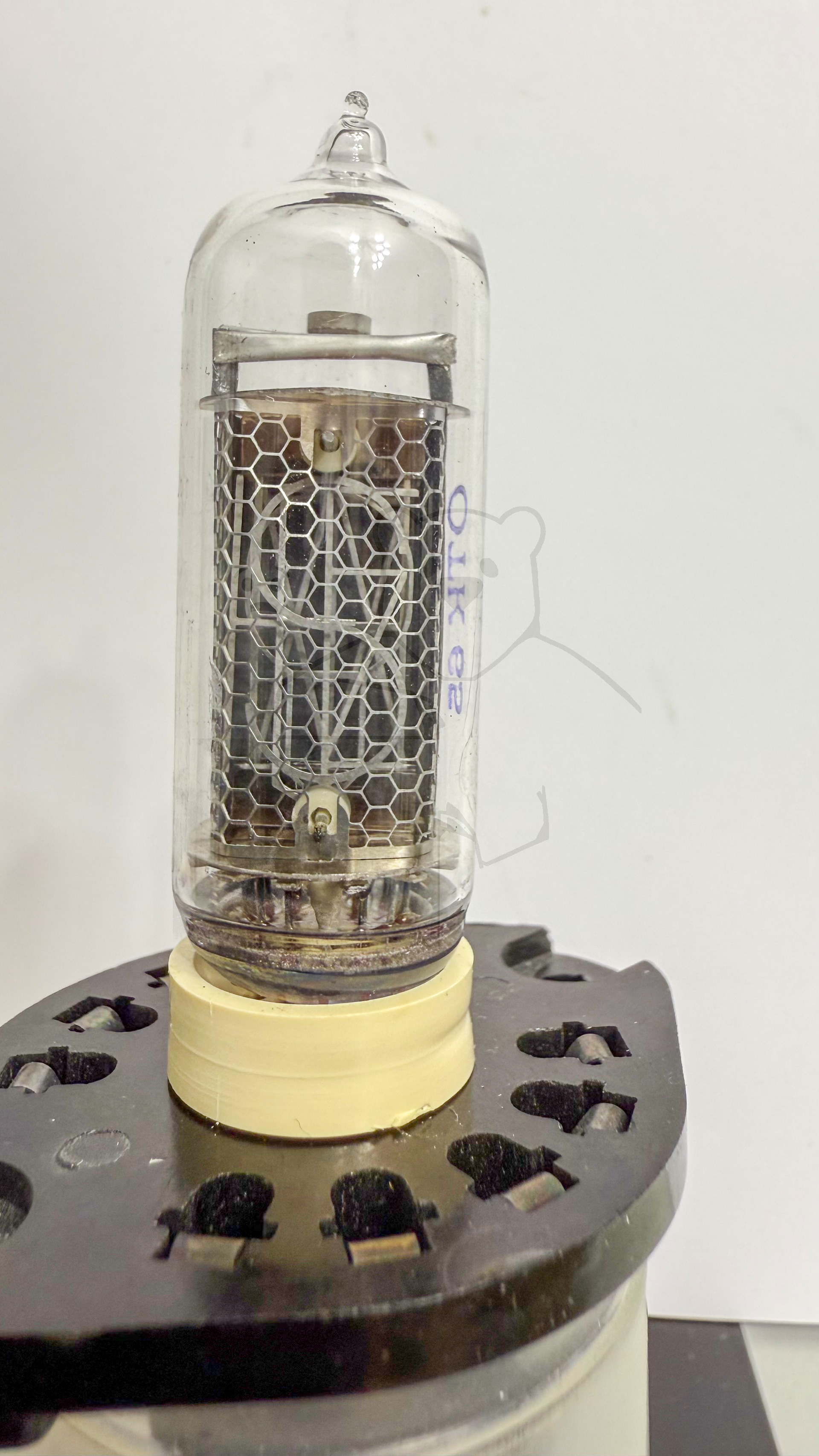 Röhre ИН-19Б #8322 Bild 1