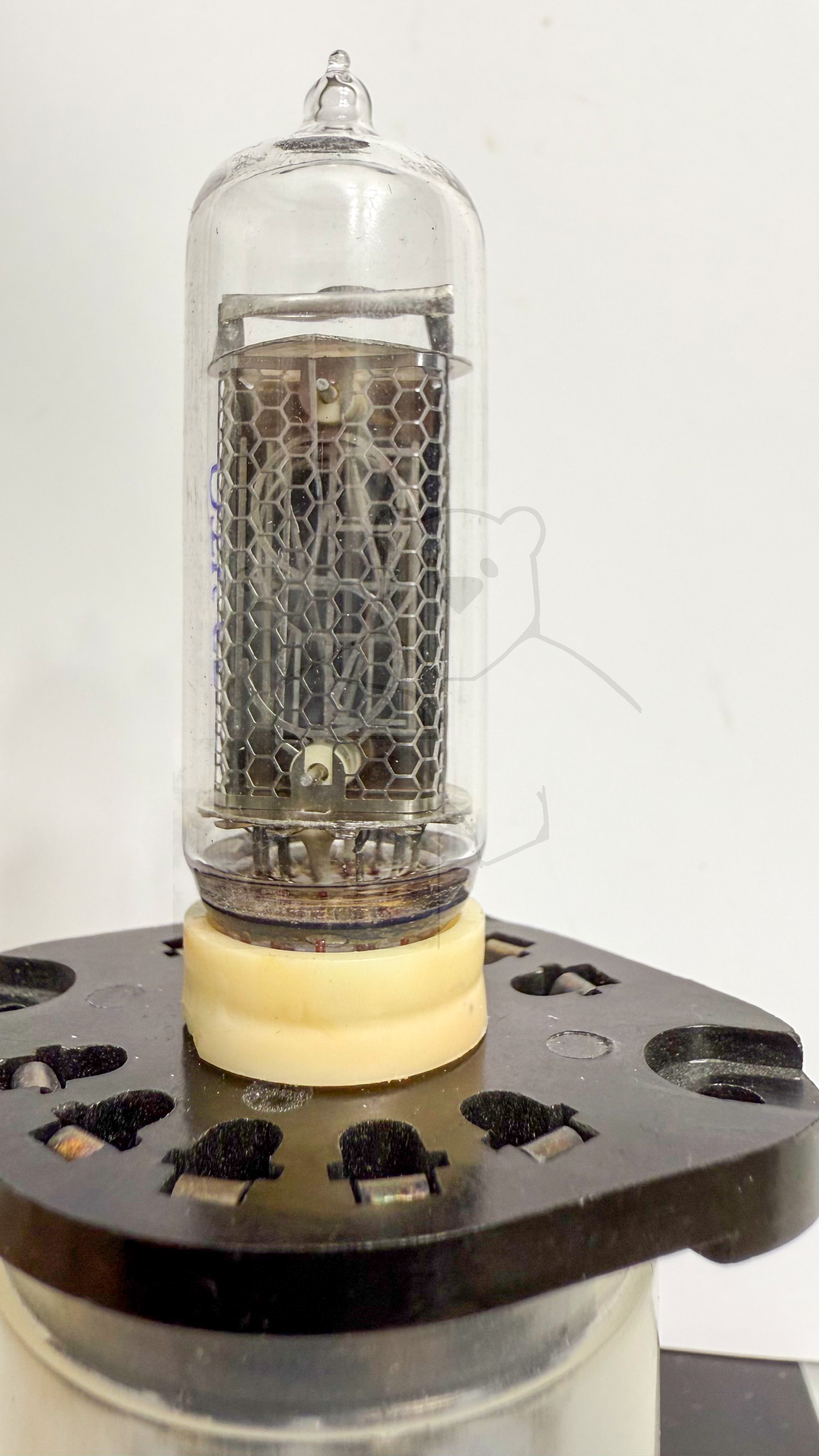 Röhre ИН-19Б #8323 Bild 1