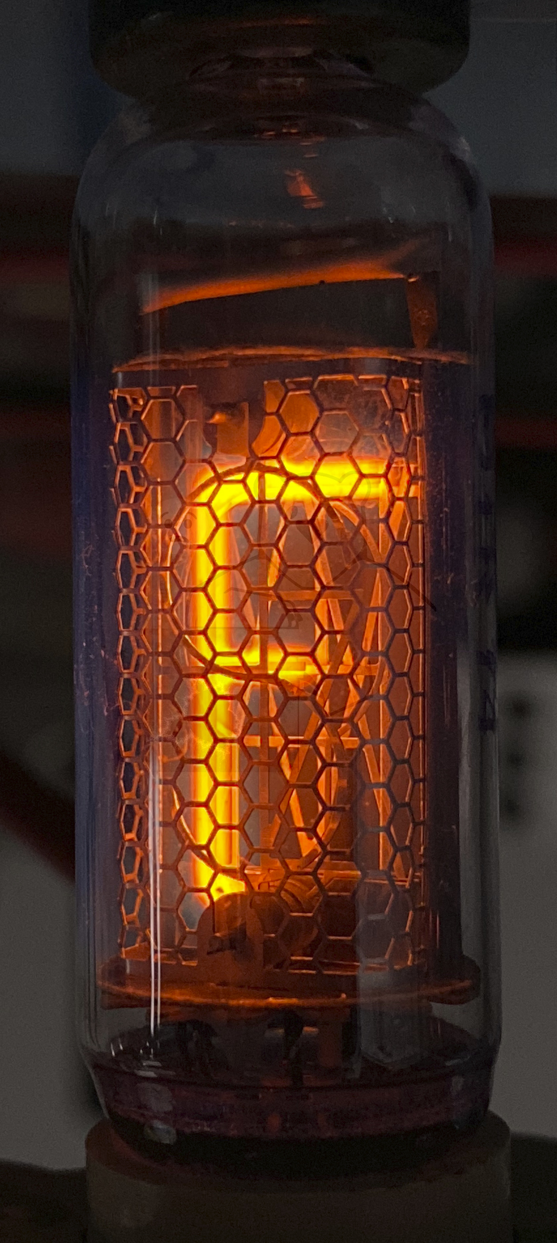 Röhre ИН-19Б Symbol F