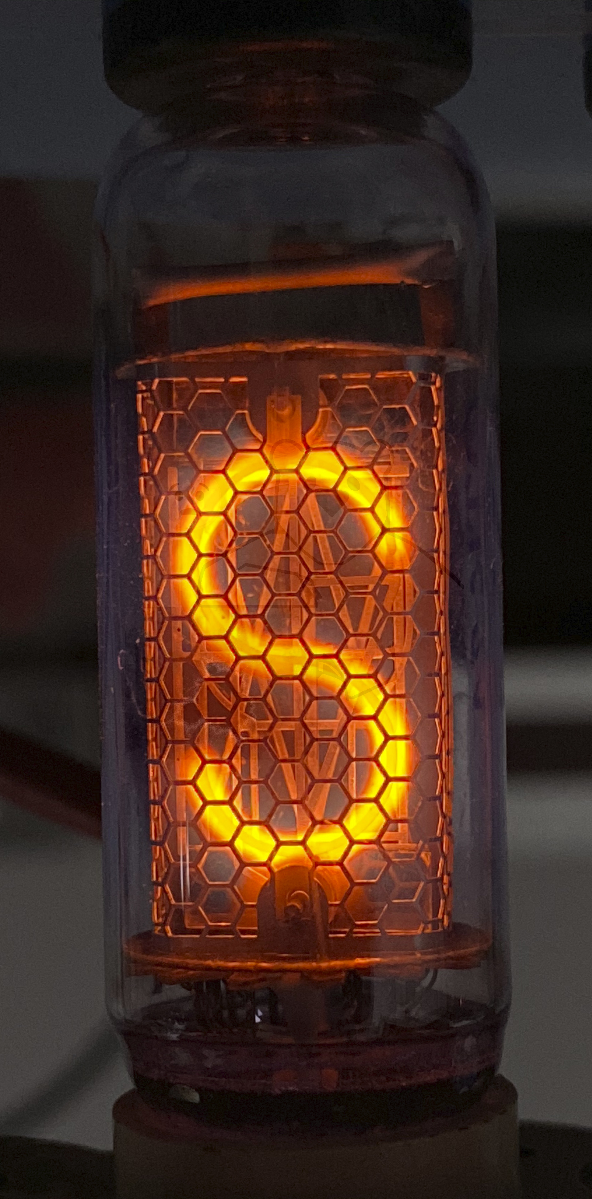 Röhre ИН-19Б Symbol S