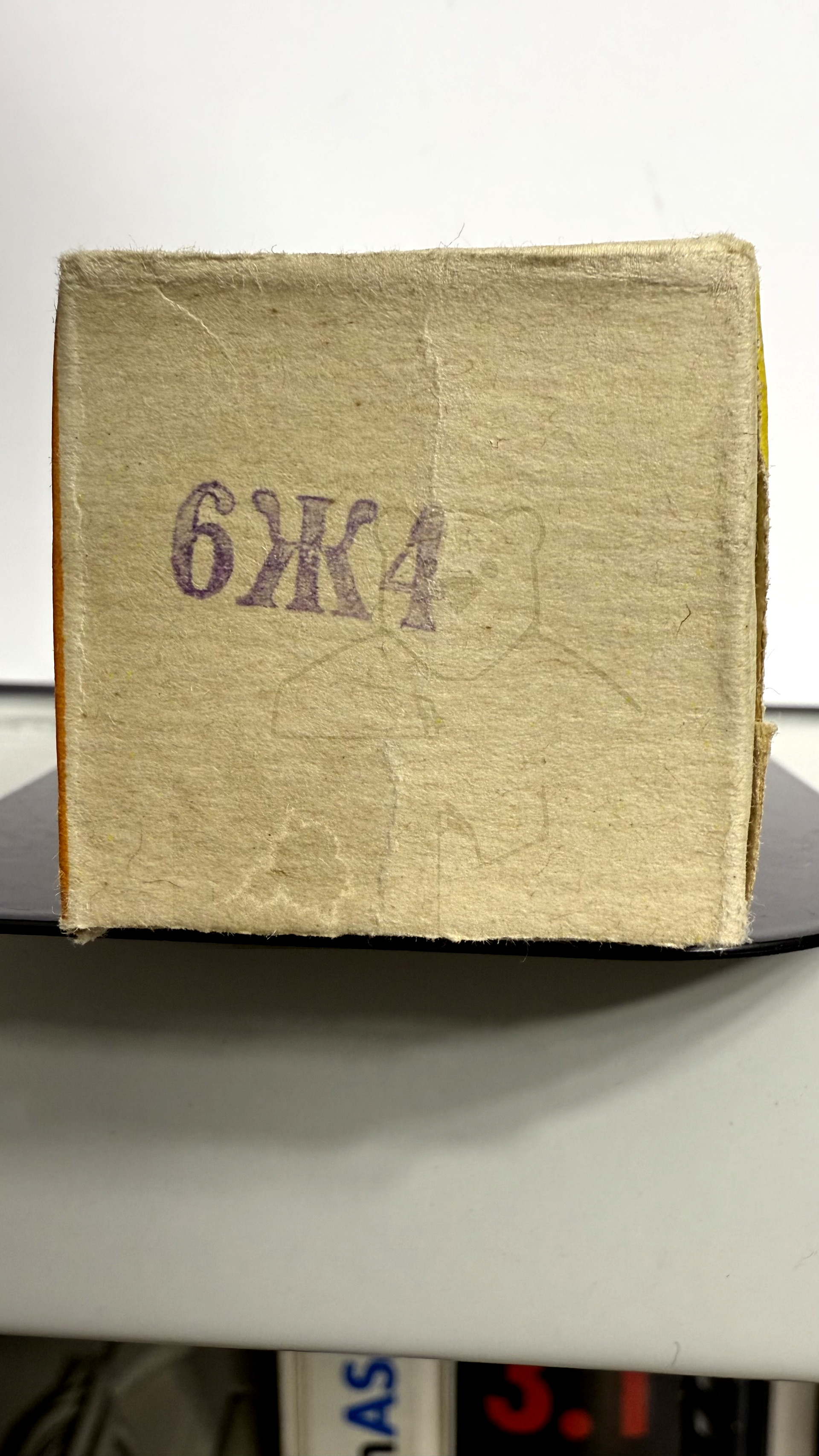 Röhre 6Ж4 #6732 Verpackung Bild 3