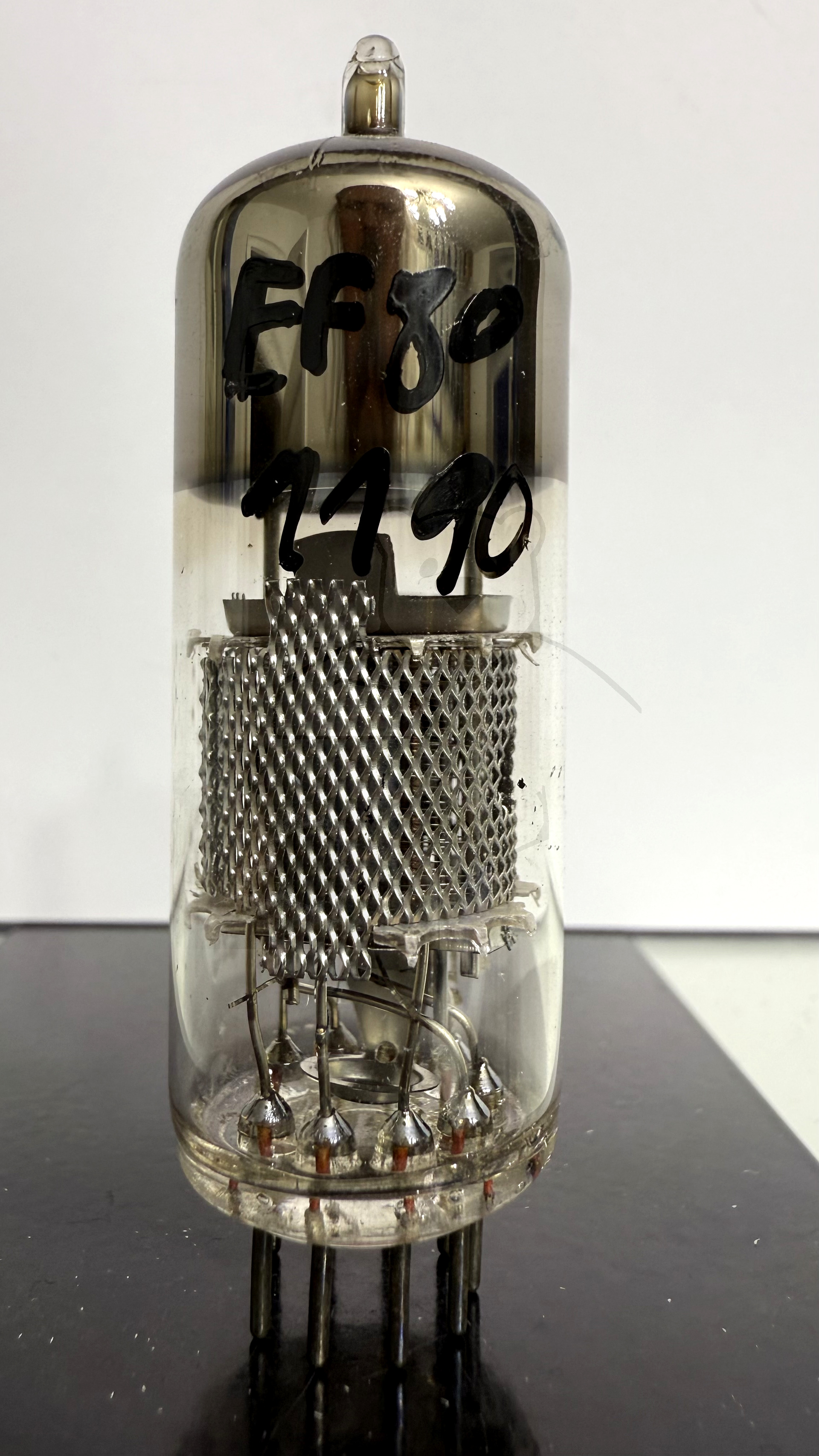 Röhre EF80 #1190 Bild 1
