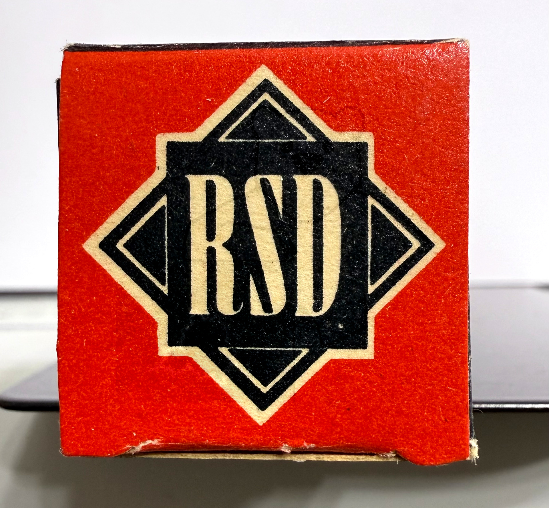 Röhre EM83 #5898 Verpackung Bild 5