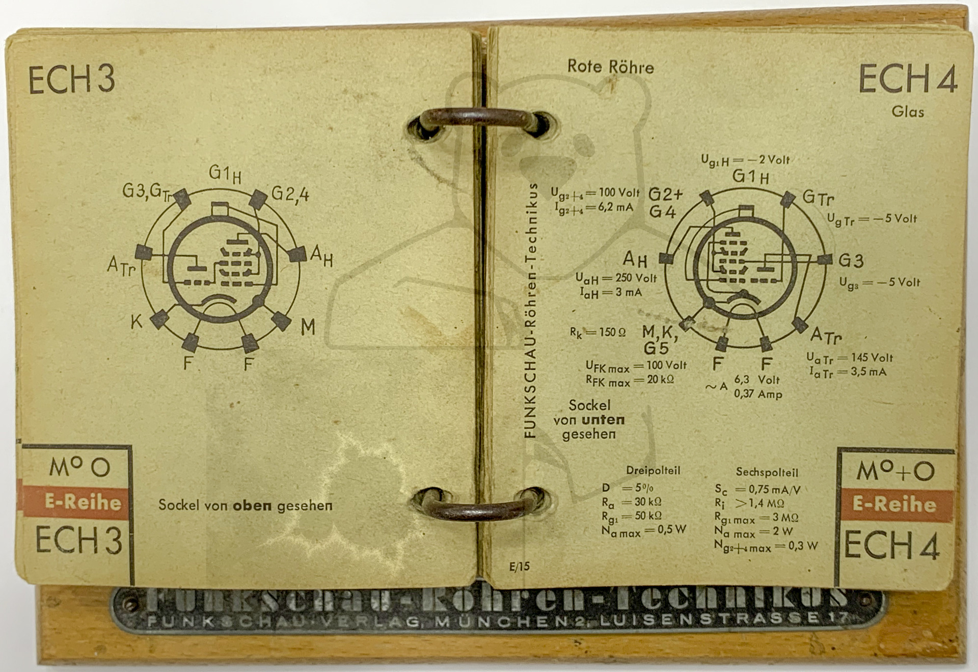 Funkschau Röhren Technikus (1943) - Sockel der ECH3 und Beschreibung der ECH4