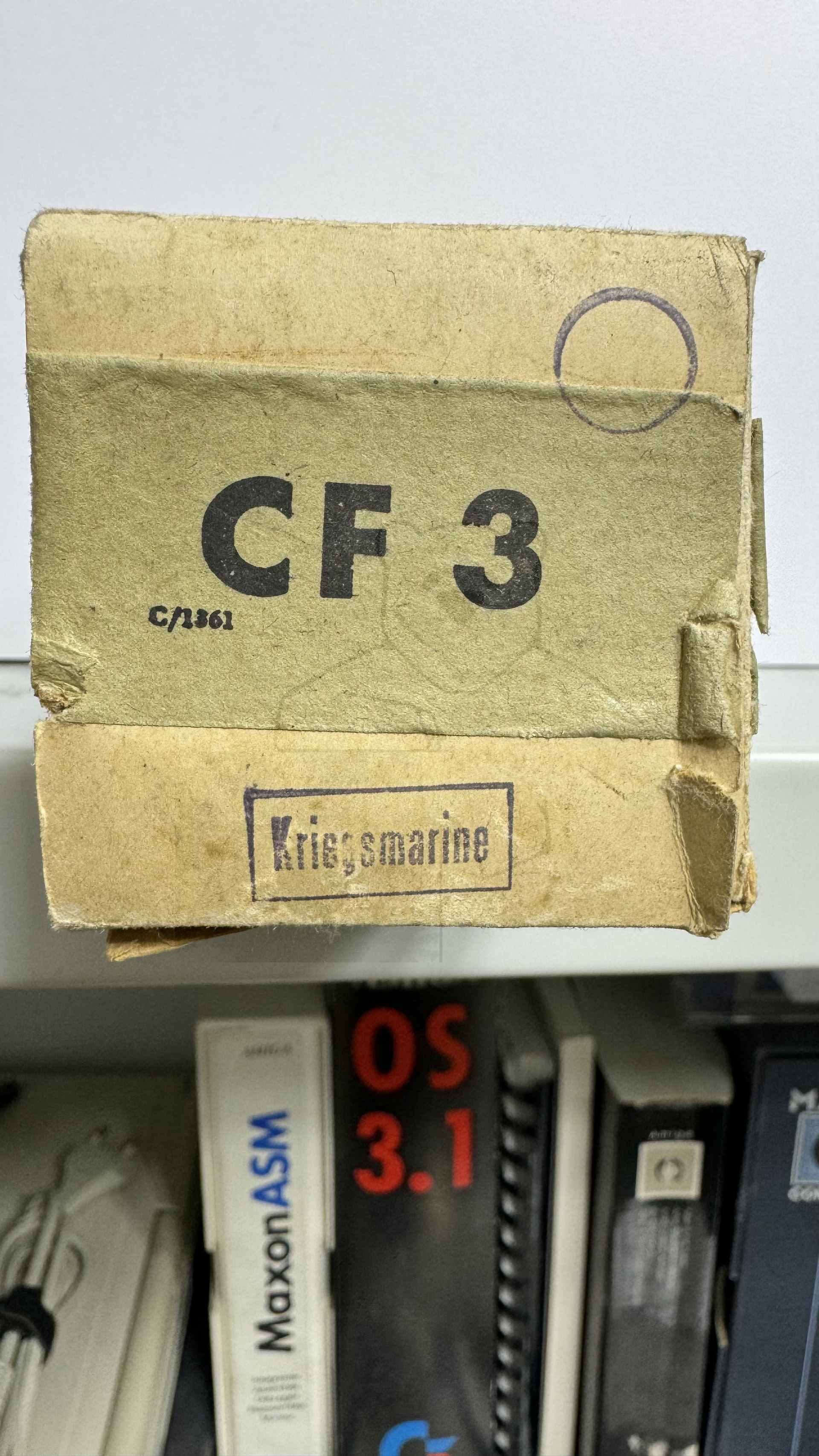 Röhre CF3 #3318 Verpackung Bild 2