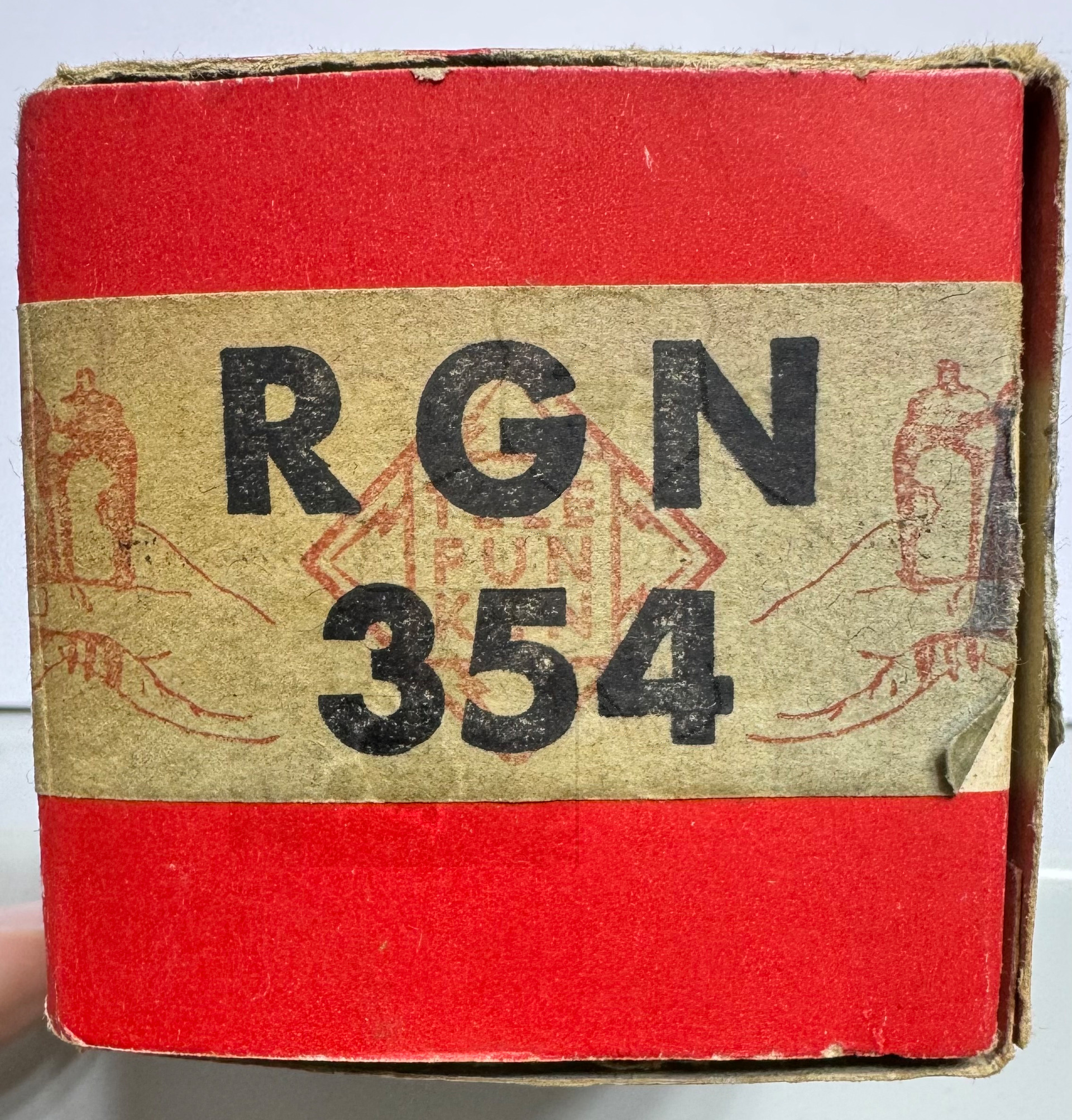 Röhre RGN354 #6368 Verpackung Bild 1