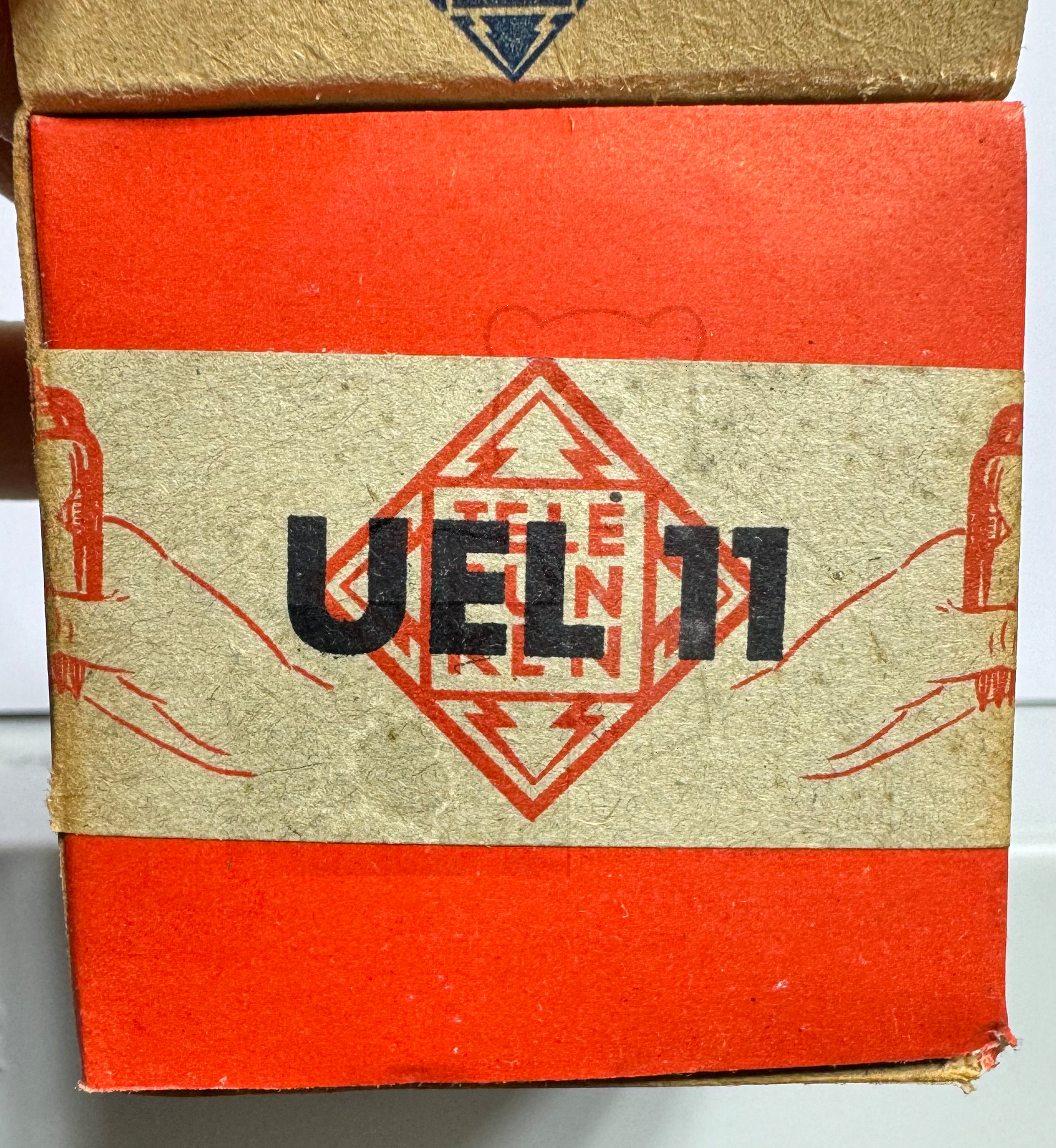 Röhre UEL11 #6750 Verpackung Bild 1
