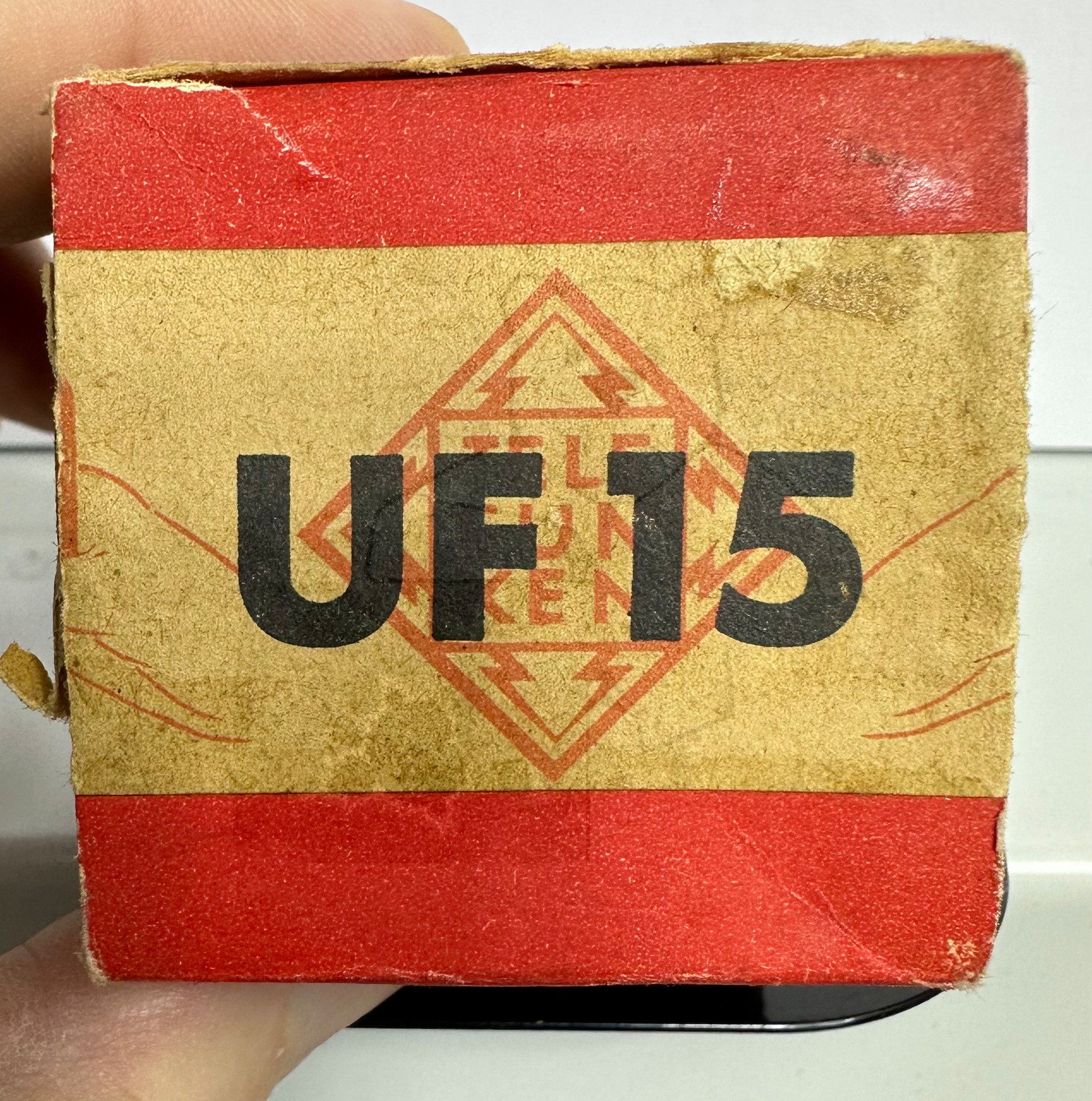 Röhre UF15 #7692 Verpackung Bild 6